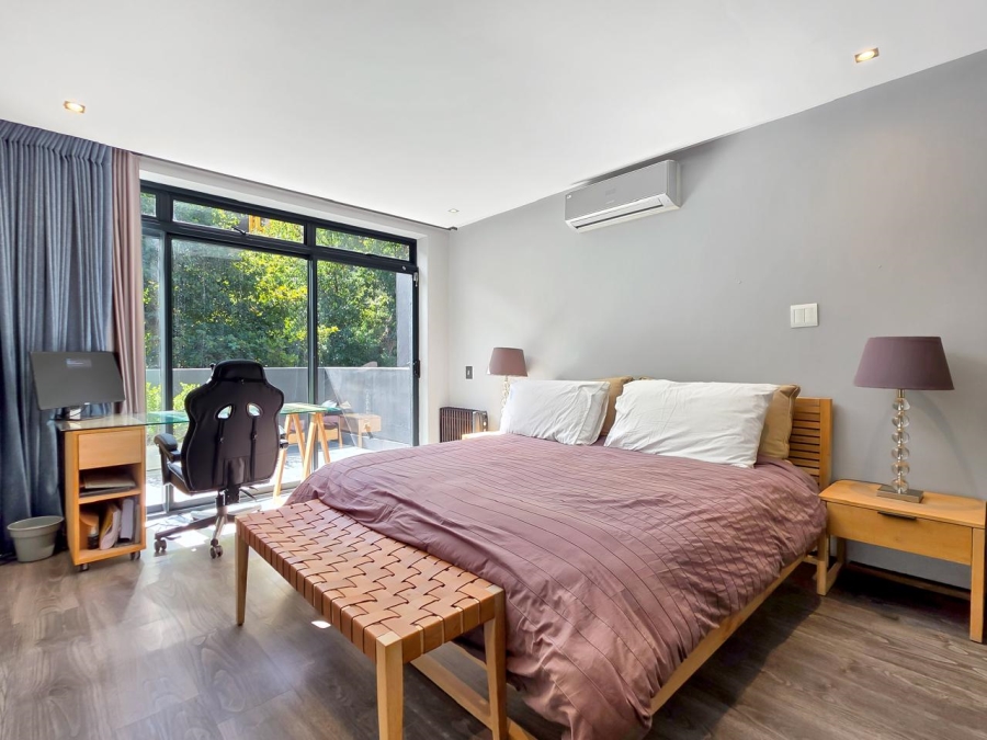 4 Bedroom Property for Sale in Higgovale Western Cape